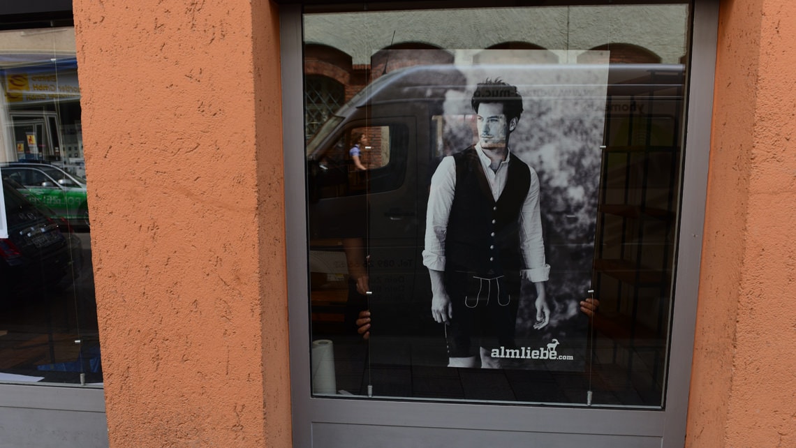 Verklebung und Foto-Leinw&auml;nde bei Almliebe