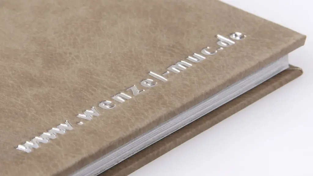 Abschlussarbeit und Masterarbeit TIPP: Heißfolienprägung