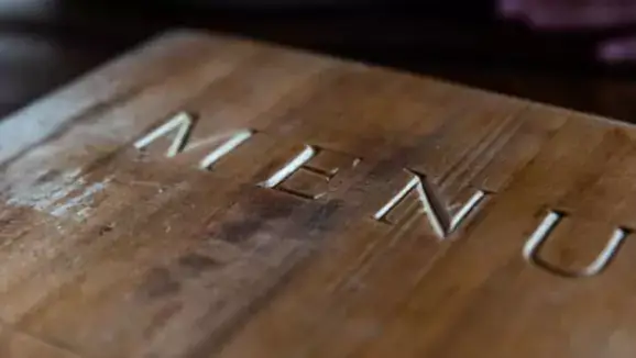 Speise- und Getränkekarten