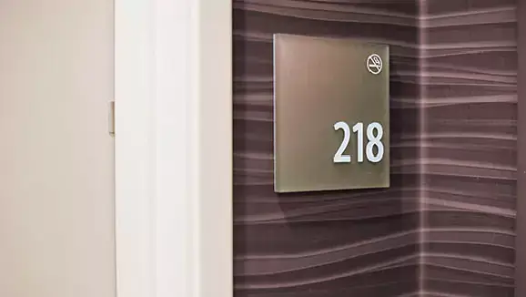 Tür- und Firmenschilder